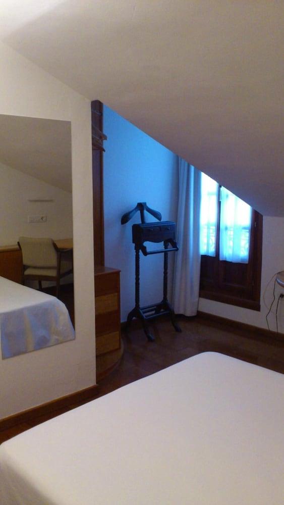 La Plaza I Hotel ลูอันโก ภายนอก รูปภาพ